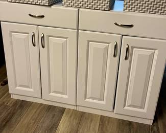 2 bottom cabinets with countertop