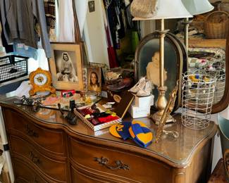 Vintage French provincial dresser