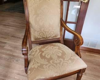 This is what the chairs look like without the slip covers