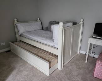 Pottery barn trundle bed