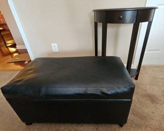 "Riverwood Plantation: Amberley" in Evans, GA. Starts Closing Mon. 8/12 at 8p. Pickup Wed 8/14 1-6p. Please click here to view more photos, descriptions, and current bids:&nbsp;https://ctbids.com/estate-sale/30169