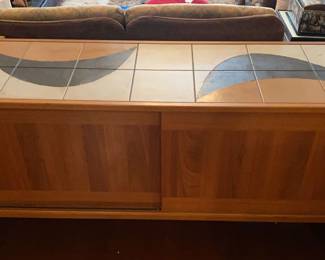 "Riverwood Plantation: Amberley" in Evans, GA. Starts Closing Mon. 8/12 at 8p. Pickup Wed 8/14 1-6p. Please click here to view more photos, descriptions, and current bids:&nbsp;https://ctbids.com/estate-sale/30169