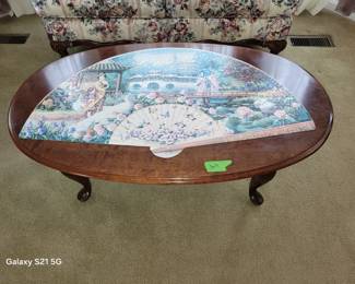 oval queen anne style coffee table, fan puzzle