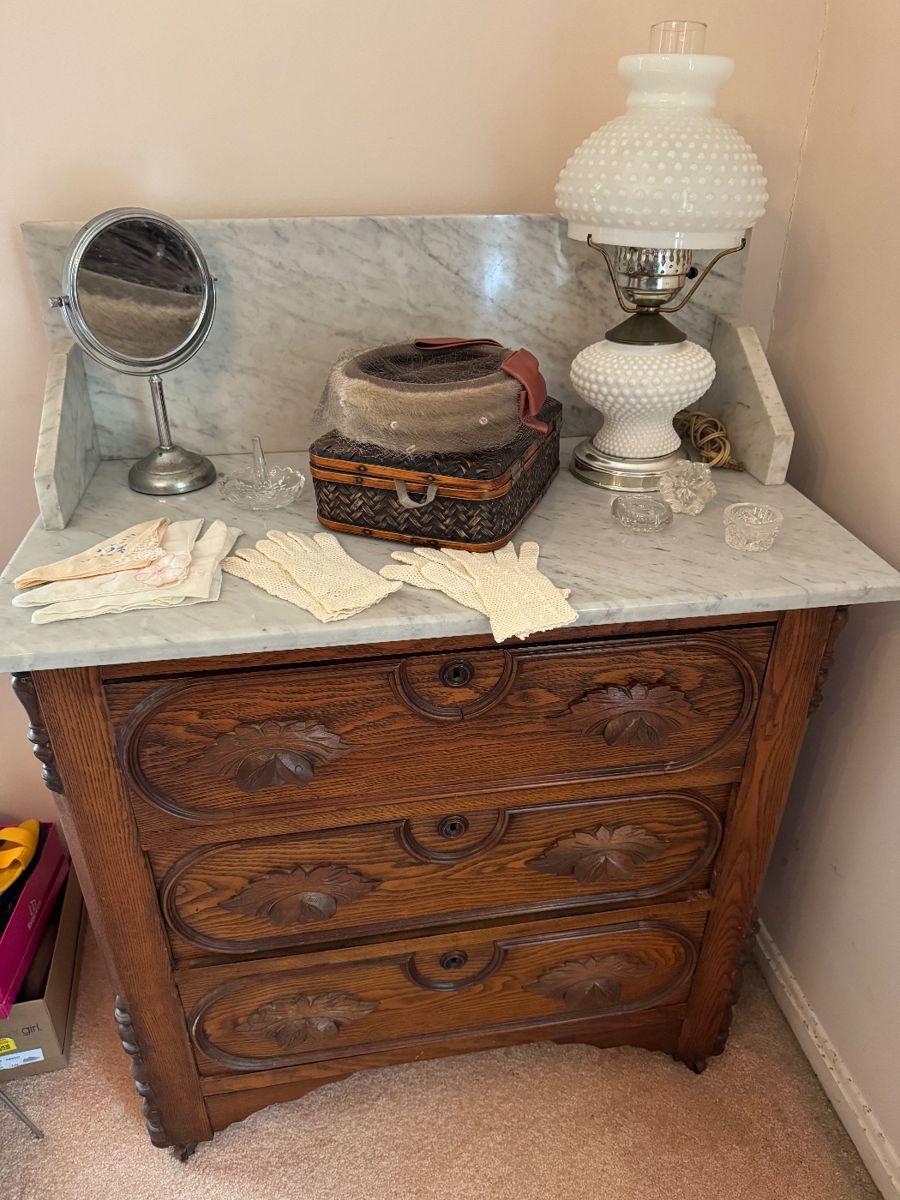 Large Vintage Estate Sale w/ Antique Furniture starts on 8/7/2024