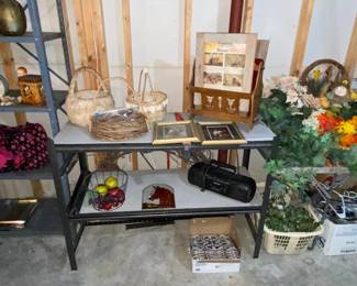 Baskets, Floor Tiles