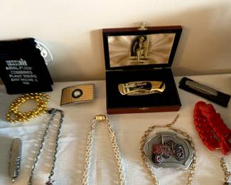 Collectible John Wayne Pocket Knife