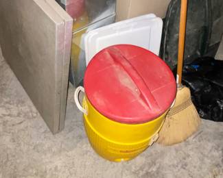 Large Ice Cooler