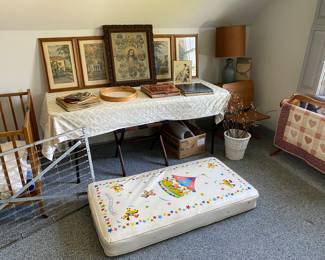 Vintage baby Crib with Matching Original Mattress