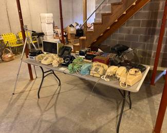 Vintage Telephones, TV