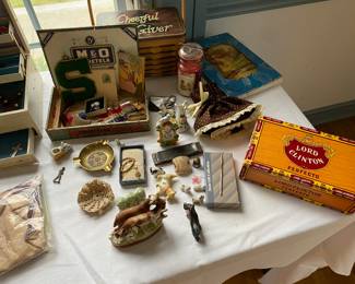 Trinkets and Tchotchkes 