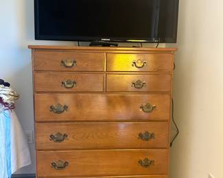 Ethan Allen Dresser/TV with Remote 