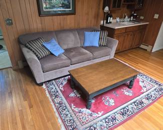 Sofa, table