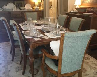 Drexel dining table with six chairs