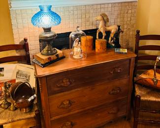 Antique Bachelor Chest