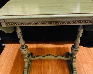 Antique drop leaf side table