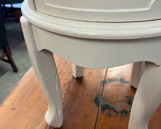 French Style Side Table in Ivory - Drawers are faux - they do not open. $150