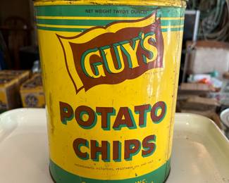 VINTAGE GUY'S POTATO CHIP TIN