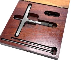 Lufkin No. 515 Micrometer Depth Gage Gauge in Case