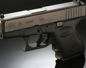 Glock Model 26 Gen 3 Subcompact 9mm Pistol 3.5 in Barrel G26 Gen3 in Case 9x19mm