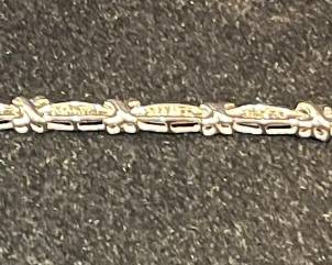 WOW! Marked FI 18k and 14k diamond tennis bracelet, 7” L