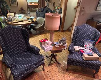 Arm chairs that match the sleeper sofa