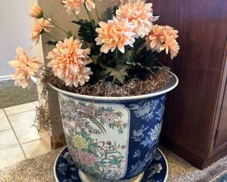 Oriental planter