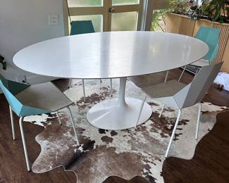 Authentic Saarinen Tulip Dining Room Table Oval Shape 78"