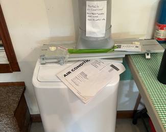 Air conditioner like new 