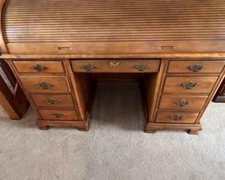 Roll top desk by jasper co 