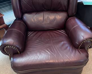 Leather rocker recliner 