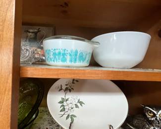 Pyrex turquoise butter print 