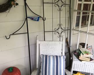 Garden Trellis & Shepherds Hooks