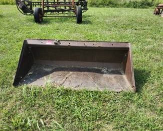Skid Steer Smooth Bucket Attachment