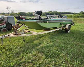 1960 Charger Boat W/ 115 Evinrude Motor