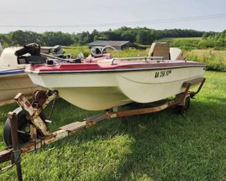 1973 Strahm W /85' Johnson Motor