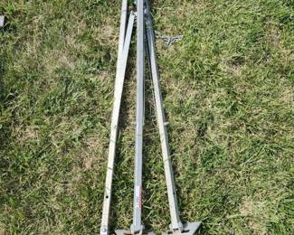 RV Gooseneck Tri-Pod Stabilizer