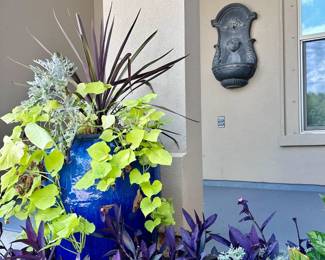 Master gardener outdoor containers