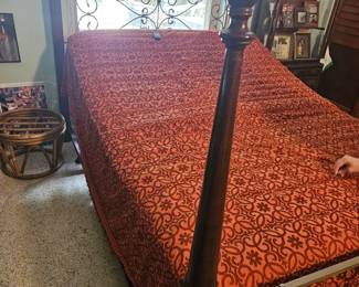 Head raises up and down