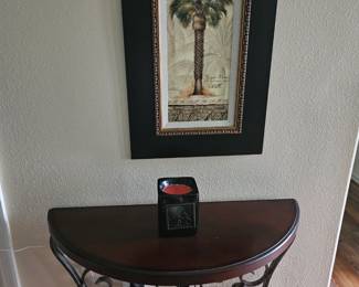 Another accent picture $12
Small accent table $20 Sunday price
