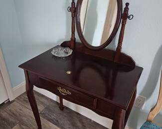 Make up vanity $100