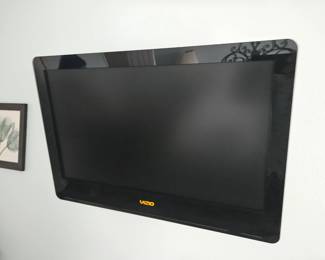 The smallest of the wall mounted televisions
Dtv/TV