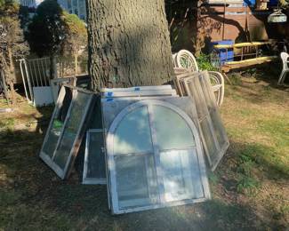 Vintage Windows (1856)