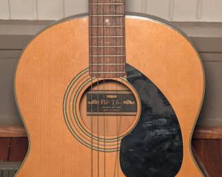 Yamaha Guitar