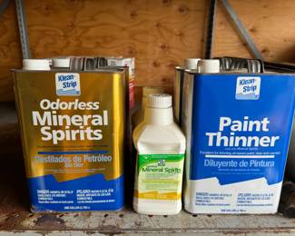 Klean-Strip (2) Odorless Mineral Spirits & (2) Paint thinners jugs - one thinner jug feels approx half full. Plus (2) Klean-Strip Green - appear new.