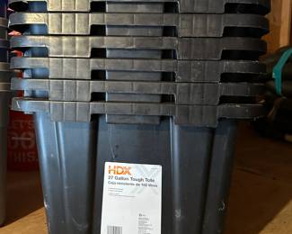 (8) HDX 27 Gallon Tough Totes