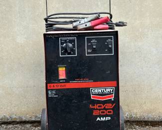 Century Battery Charger/ Engine Starter