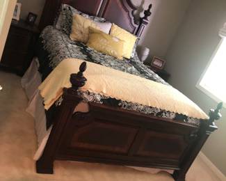 PLEASE BE ADVISED:  BEDDING & MATTRESS HAVE BEEN REMOVED 