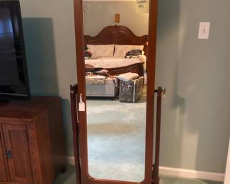 Free standing mirrored jewelry wardrobe