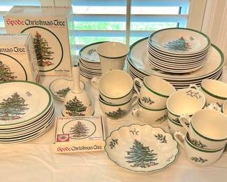 Spode Christmas tree, China.