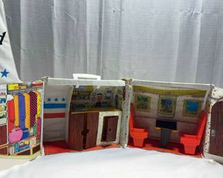 Barbies Friend ship Plane